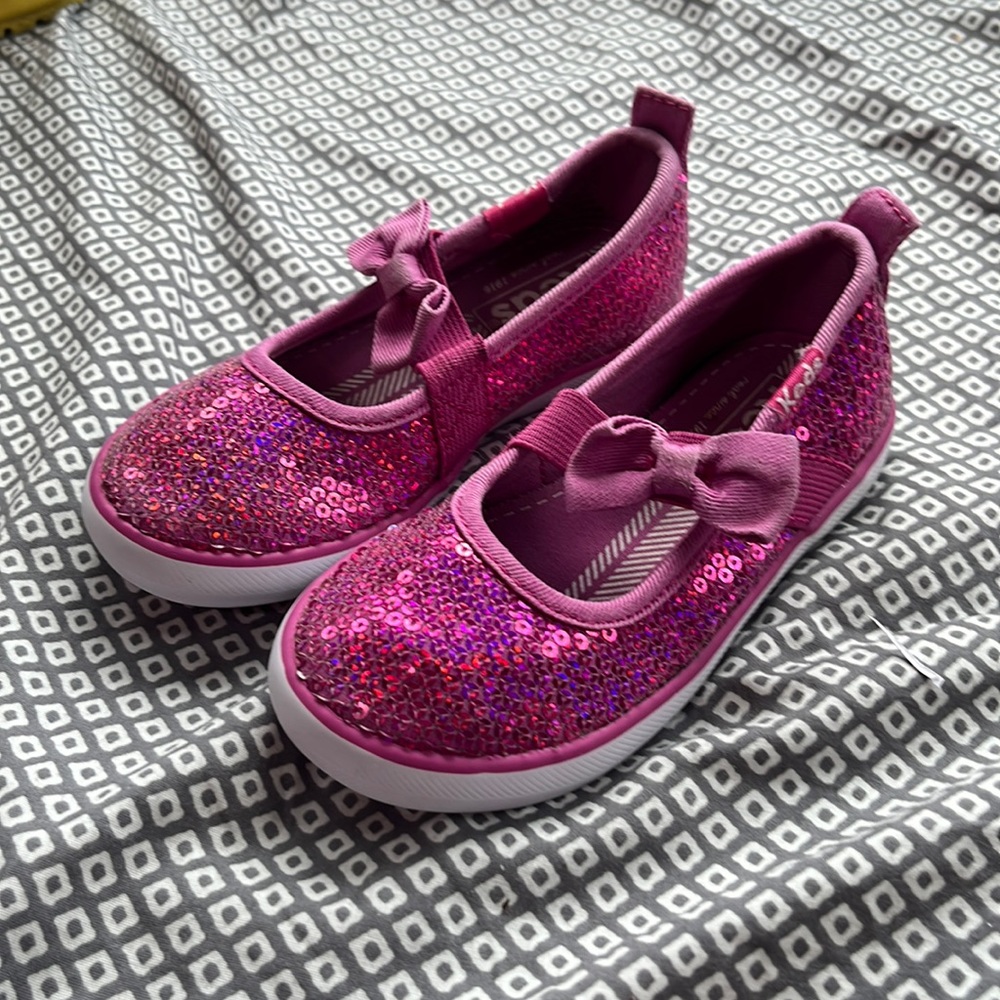 Keds sequined tennis shoes adorable and in great condition